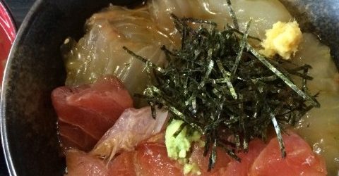 鰺ヶ沢のひらめの漬け丼(たきわ)